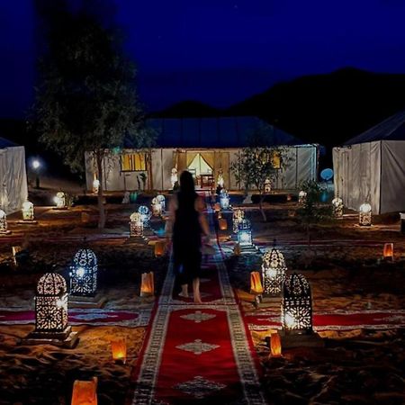 梅尔祖卡 Sahara Starlight Camp酒店 外观 照片